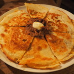 エルパンチョ - ケサディージャ チョリソチリ