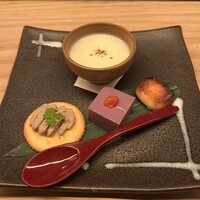 焼き鳥とワイン 萬鳥 祇園店 - 