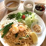 SOBANI - 料理写真:日替わりランチ（写真はタイ料理のパッタイ）