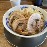 ジャンクガレッジ 和光市駅南口店 - ラーメン並、豚2枚増、アブラ、ショウガ✖️3