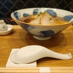 中華蕎麦 麺ノ歌 - 