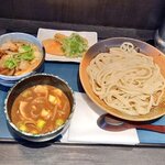 武蔵野うどん 竹國 - 肉汁・カレー汁Wセット。