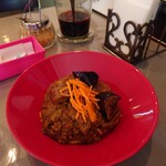 インドラ - 名物　なすと挽肉のカレー