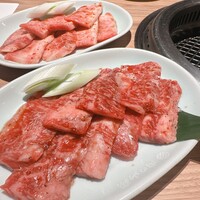 肉の山翔 - 