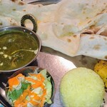 シュリアルナ - カレーチョイスランチ900円