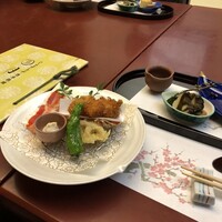 月亭 池袋店 - 右は鮑の煮付け！