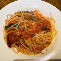 渋谷アチェーゾ - 桜えびとちぢみほうれん草のトマトソース