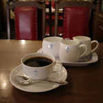 馬車道十番館 - 