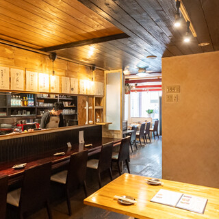 高級感漂う大人の焼肉居酒屋。焼く手間がないためデートにも◎