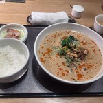 ALMOND BLOSSOM TOKYO CHINESE RESTAURANT - 