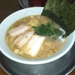 ひろき家 - 家系ラーメン600円超太麺