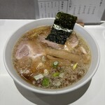 あすなろ - ツァースゥー麺。チャーシューは厚めのホロホロ系。悪魔肉は無かった