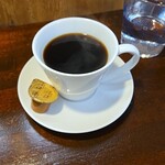 キッチン ブルー グローブ - ホットコーヒーのアップ