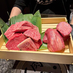 にくがとう 六本木ヒルズ店 - この日の「肉」
