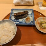 銀座 しのはら - 大根ご飯とイワシの炭火焼き