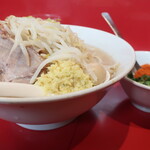 ラーメン二郎 - ラーメン半分＋青ネギショウガ半分