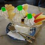 喫茶クラウン - プリンアラモード720円