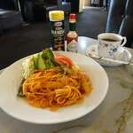 喫茶クラウン - 昔ながらのナポリタンセット850円