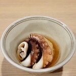 旬と久 - ねっとりとした里芋のから揚げとたこの炊いたもの。いい味してる。