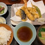 はるな - 料理写真:天ぷら定食（ご飯少なめ）