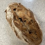 ラ ブティック ドゥ マモル - 胡桃と無花果のカンパーニュ