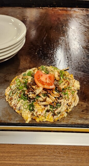Hiroshima Okonomiyaki Smile photo 3