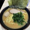 横浜ラーメン 新横家