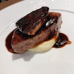 俺のフレンチ - 【肉料理】牛フィレ肉とフォアグラのロッシーニ(+660円)