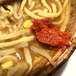中華そば ふじの - 赤辛味噌投入 ×３   お陰様で、良い汗かきましたッ☆