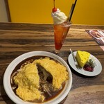 ふわとろオムライス CRAFT CHEESE MARKET - 