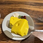 ふわとろオムライス CRAFT CHEESE MARKET - 