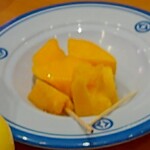 無添くら寿司 - フルーツ盛り マンゴ (税込)280円 (2025.02.06)