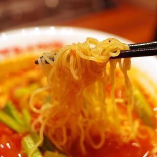 太陽のトマト麺_0