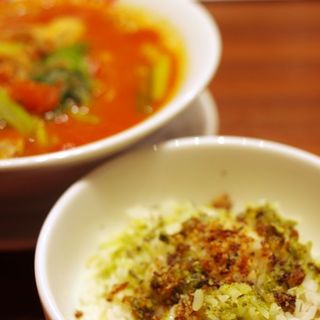 太陽のトマト麺_1