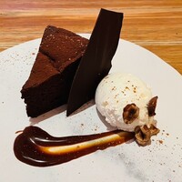 RIGOLETTO KITCHEN - 