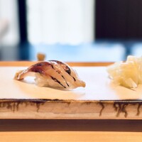 鮨 ラビス 大阪 ヤニック・アレノ - 