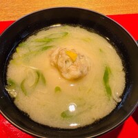 賛否両論 名古屋 - 白味噌仕立ての牡蠣の真薯