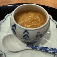 紅梅本楼 - フカヒレの茶碗蒸し