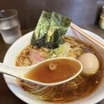 ラーメン 木曜日 - すんっとしてるけど、ロックな感じのスープ