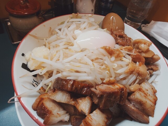 らーめん よし丸 - 南大塚/ラーメン | 食べログ