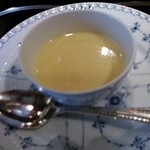 横浜うかい亭 - トウモロコシのスープ　娘用単品。