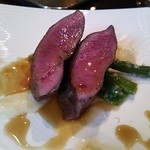 横浜うかい亭 - 牛タンのグリエ。