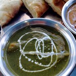 ニュー チャンダニ - ほうれん草チキンカレー♡