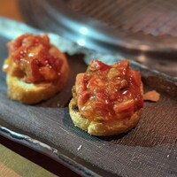 生粋 - ユッケのブルスケッタの出来上がり