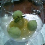 横浜うかい亭 - メロンのスープ仕立て。