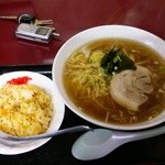 珍満 - ラーメンセット