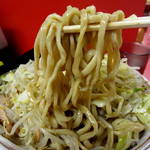 ラーメン二郎 - 小らーめん』￥690円、コール『ニンニク』