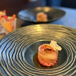 牛の達人 - 海鮮和牛ユッケジュレ＆ピクルス