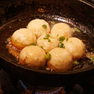 【当店の看板メニュー】秘伝の焼き餃子＆焼き小籠包