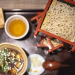 鵠沼海岸 蕎麦兄 - 合鴨せいろ大盛り（2,200円＋320円）。